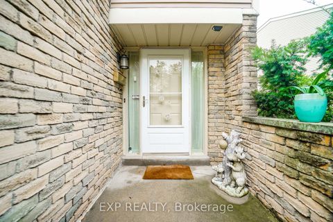 Photo 3 at 61 Wintermute Boulevard, Steeles, Toronto