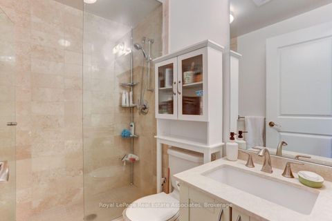 Photo 11 at 402 - 17 Ruddington Drive, Steeles, Toronto