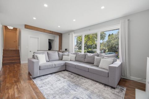 Photo 2 at 1 Lagos Road, Kipling, Toronto