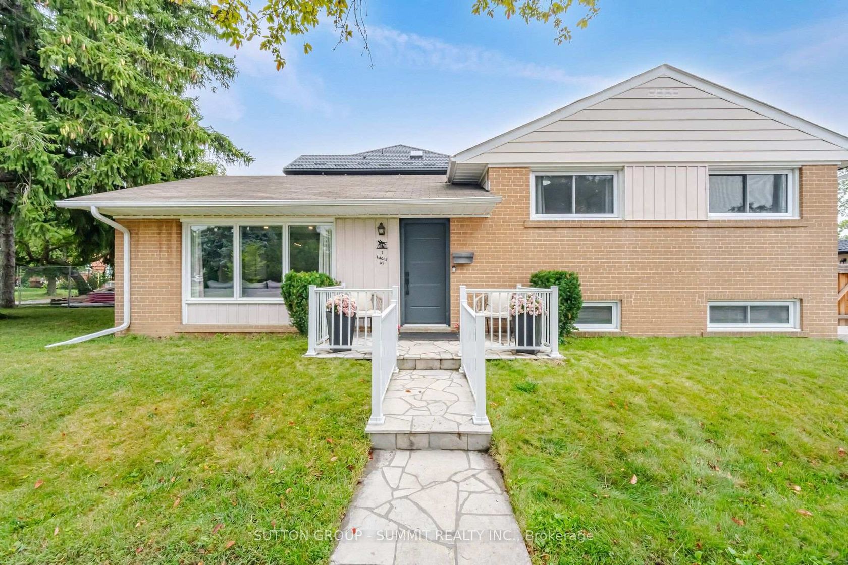 1 Lagos Road, Kipling, Toronto photo 2