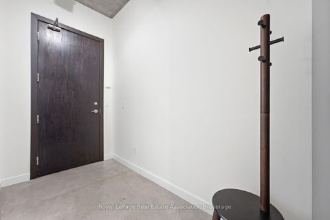 Photo 2 at 204 - 19 Brant Street, Waterfront Communities C1, Toronto