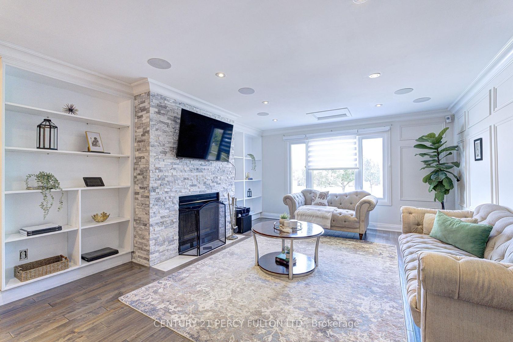 109 Woodcroft Lane, West Woodbridge, Vaughan photo number 2