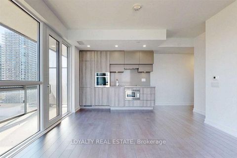 Photo 12 at 1409 - 39 Roehampton Avenue, Mount Pleasant West, Toronto