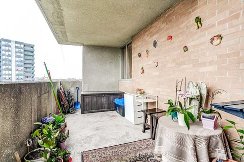 Photo 17 at 1508 - 10 Martha Eaton Way, Amesbury, Toronto