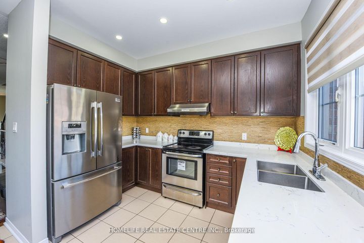 Photo 10 at 234 Inspire Boulevard, Wellington North, Brampton