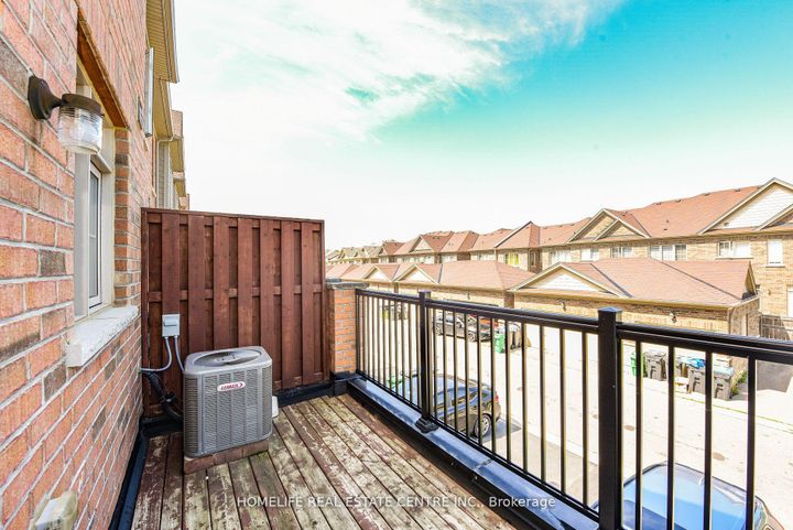 Photo 13 at 234 Inspire Boulevard, Wellington North, Brampton