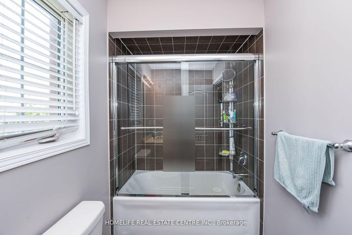 Photo 24 at 234 Inspire Boulevard, Wellington North, Brampton