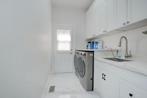 Photo 19 at 218 Boake Trail, Bayview Hill, Richmond Hill