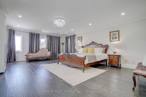 Photo 22 at 218 Boake Trail, Bayview Hill, Richmond Hill