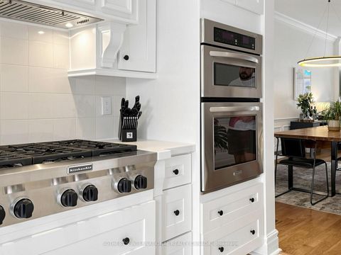Photo 20 at 328 Wellesley Street E, South St. James Town, Toronto