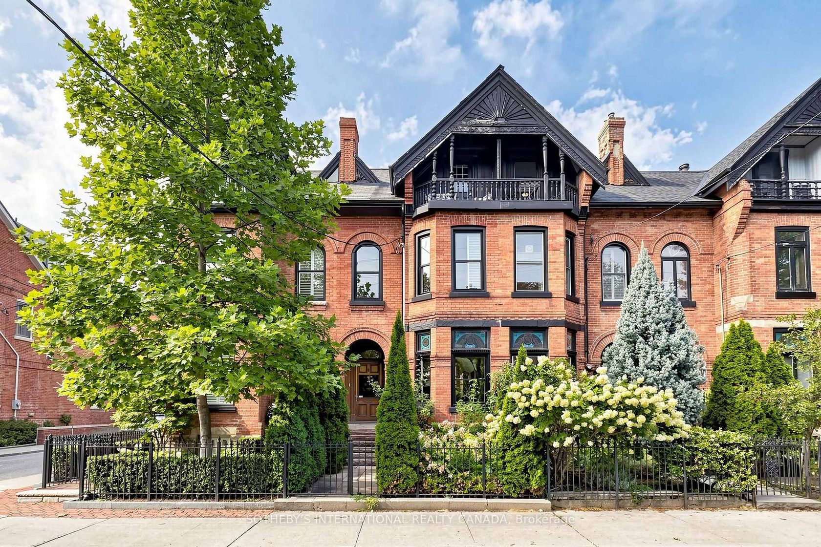 328 Wellesley Street E, South St. James Town, Toronto photo 7