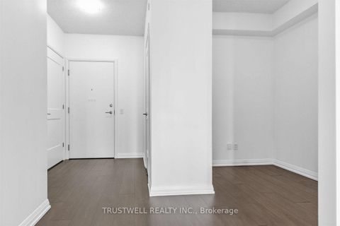 Photo 1 at 2511 - 7895 Jane Street, Concord, Vaughan