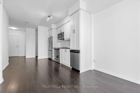 Photo 12 at 2511 - 7895 Jane Street, Concord, Vaughan
