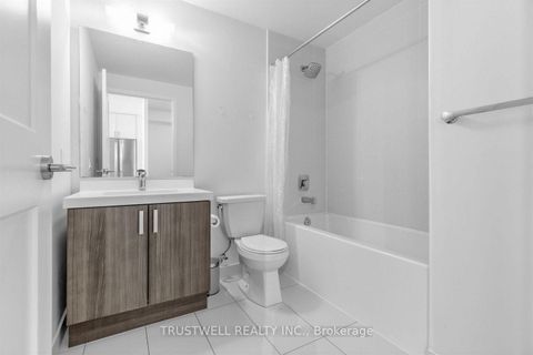 Photo 19 at 2511 - 7895 Jane Street, Concord, Vaughan