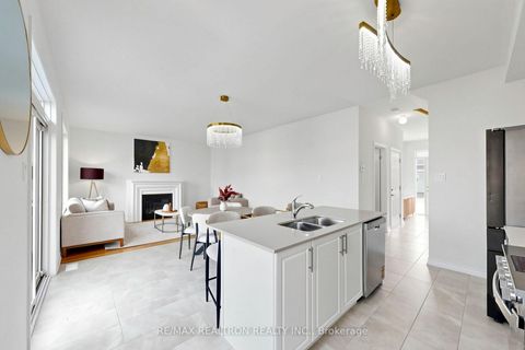 Photo 11 at 40 Ainslie Hill Crescent, Sutton & Jackson's Point, Georgina