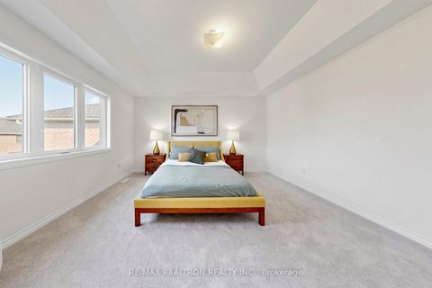 Photo 18 at 40 Ainslie Hill Crescent, Sutton & Jackson's Point, Georgina