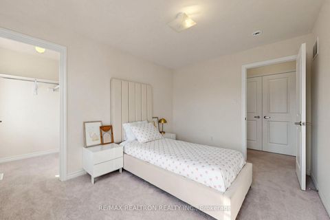 Photo 26 at 40 Ainslie Hill Crescent, Sutton & Jackson's Point, Georgina