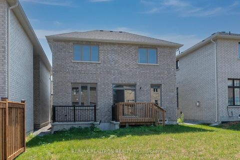 Photo 31 at 40 Ainslie Hill Crescent, Sutton & Jackson's Point, Georgina