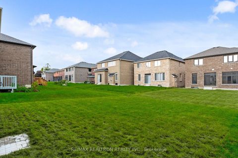 Photo 33 at 40 Ainslie Hill Crescent, Sutton & Jackson's Point, Georgina