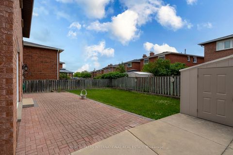 Photo 42 at 19 Kaiser Drive, West Woodbridge, Vaughan