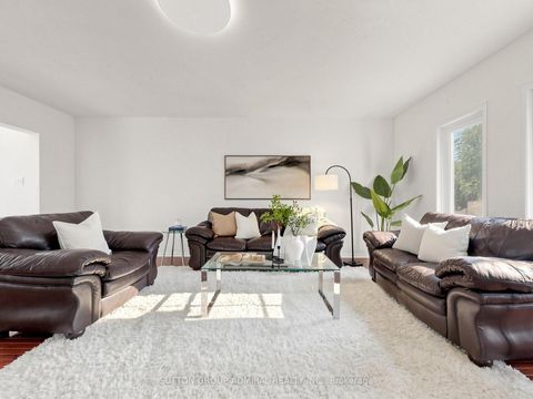 Photo 18 at 48 Glenbury Drive, Brownridge, Vaughan