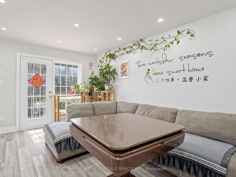 Photo 4 at 40 - 90 Crockamhill Drive, Agincourt North, Toronto