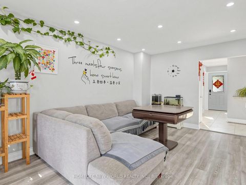 Photo 5 at 40 - 90 Crockamhill Drive, Agincourt North, Toronto