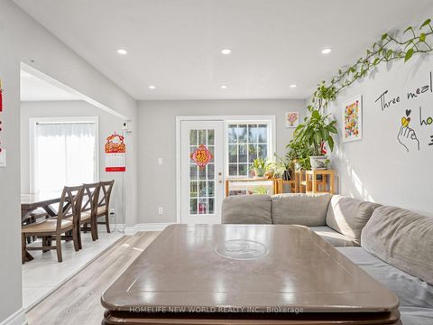 Photo 9 at 40 - 90 Crockamhill Drive, Agincourt North, Toronto