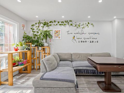 Photo 10 at 40 - 90 Crockamhill Drive, Agincourt North, Toronto