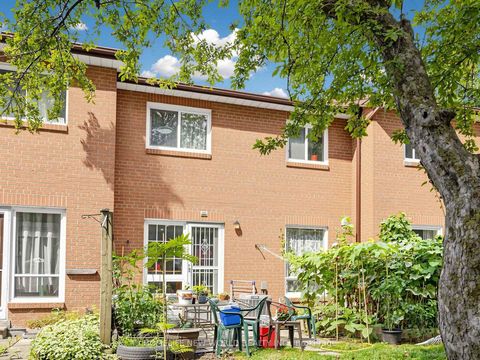Photo 43 at 40 - 90 Crockamhill Drive, Agincourt North, Toronto