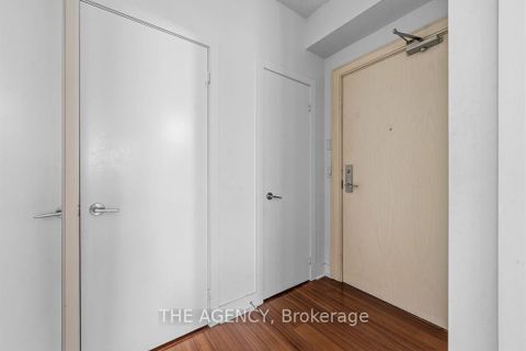 Photo 5 at 1314 - 438 King Street W, Waterfront Communities C1, Toronto