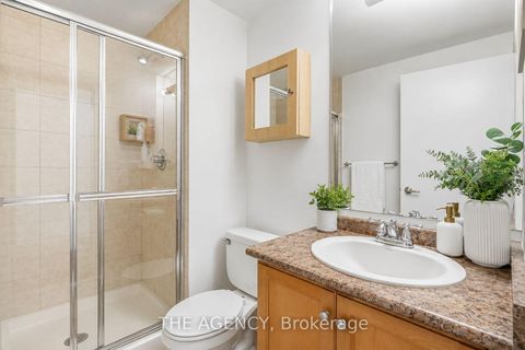 Photo 9 at 1314 - 438 King Street W, Waterfront Communities C1, Toronto