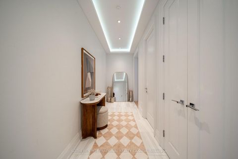 Photo 2 at 804 - 88 Davenport Road, Annex, Toronto