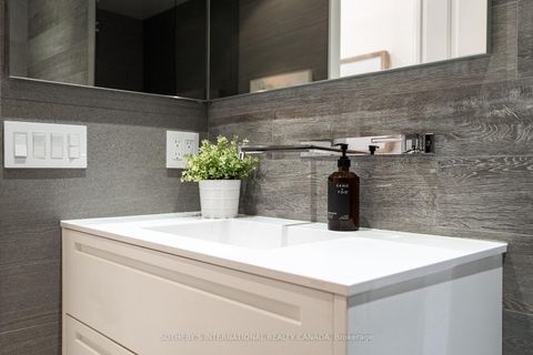 Photo 31 at 804 - 88 Davenport Road, Annex, Toronto