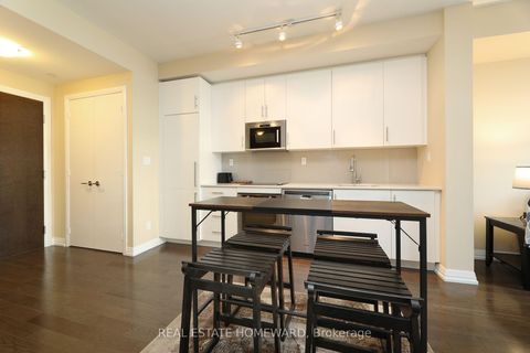 Photo 5 at 609 - 460 Adelaide Street E, Moss Park, Toronto