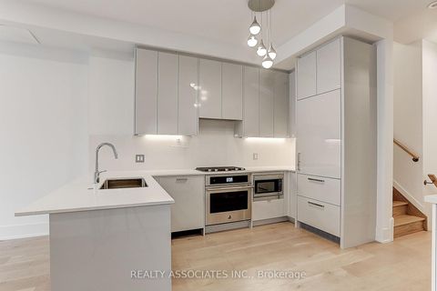Photo 10 at TH3 - 270 Davenport Road, Annex, Toronto