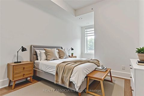 Photo 30 at TH3 - 270 Davenport Road, Annex, Toronto