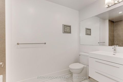Photo 37 at TH3 - 270 Davenport Road, Annex, Toronto