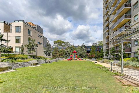 Photo 47 at TH3 - 270 Davenport Road, Annex, Toronto