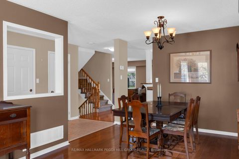 Photo 3 at 168 Wildwood Trail, Ardagh, Barrie