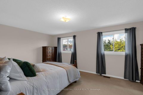 Photo 10 at 168 Wildwood Trail, Ardagh, Barrie