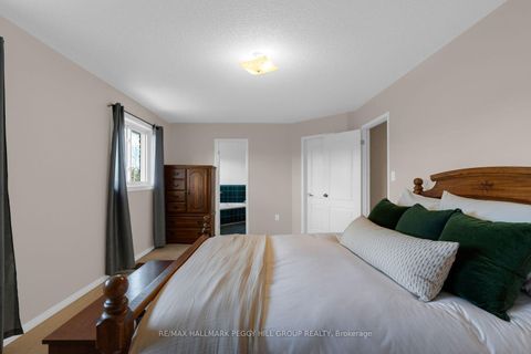 Photo 11 at 168 Wildwood Trail, Ardagh, Barrie