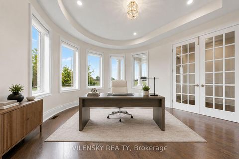 Photo 4 at 95 Chesney Crescent, Kleinburg, Vaughan