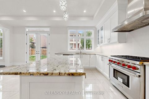 Photo 11 at 95 Chesney Crescent, Kleinburg, Vaughan