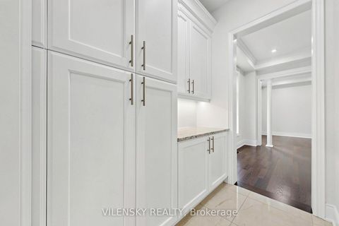 Photo 15 at 95 Chesney Crescent, Kleinburg, Vaughan