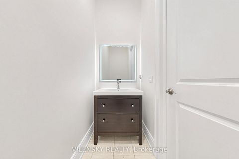 Photo 16 at 95 Chesney Crescent, Kleinburg, Vaughan