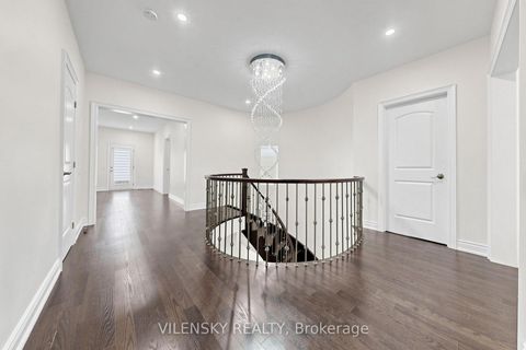 Photo 17 at 95 Chesney Crescent, Kleinburg, Vaughan