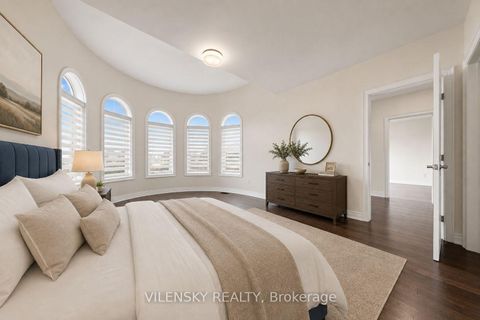 Photo 26 at 95 Chesney Crescent, Kleinburg, Vaughan
