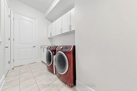 Photo 33 at 95 Chesney Crescent, Kleinburg, Vaughan