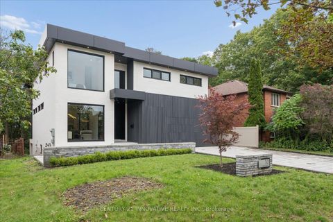 Photo 1 at 10 Haida Court, Highland Creek, Toronto